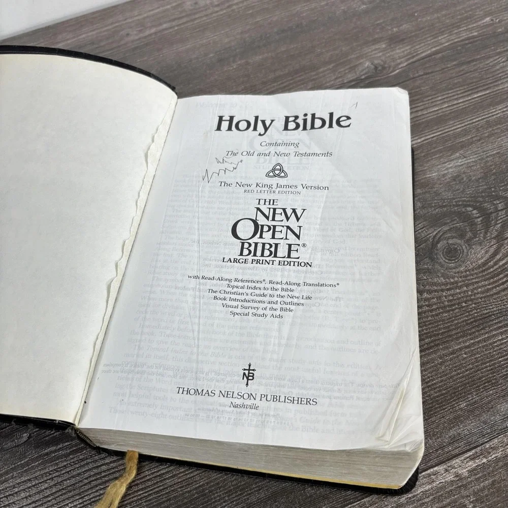 Holy Bible NKJV New Open Bible Study Large Print Black Bonded Leather Nelson